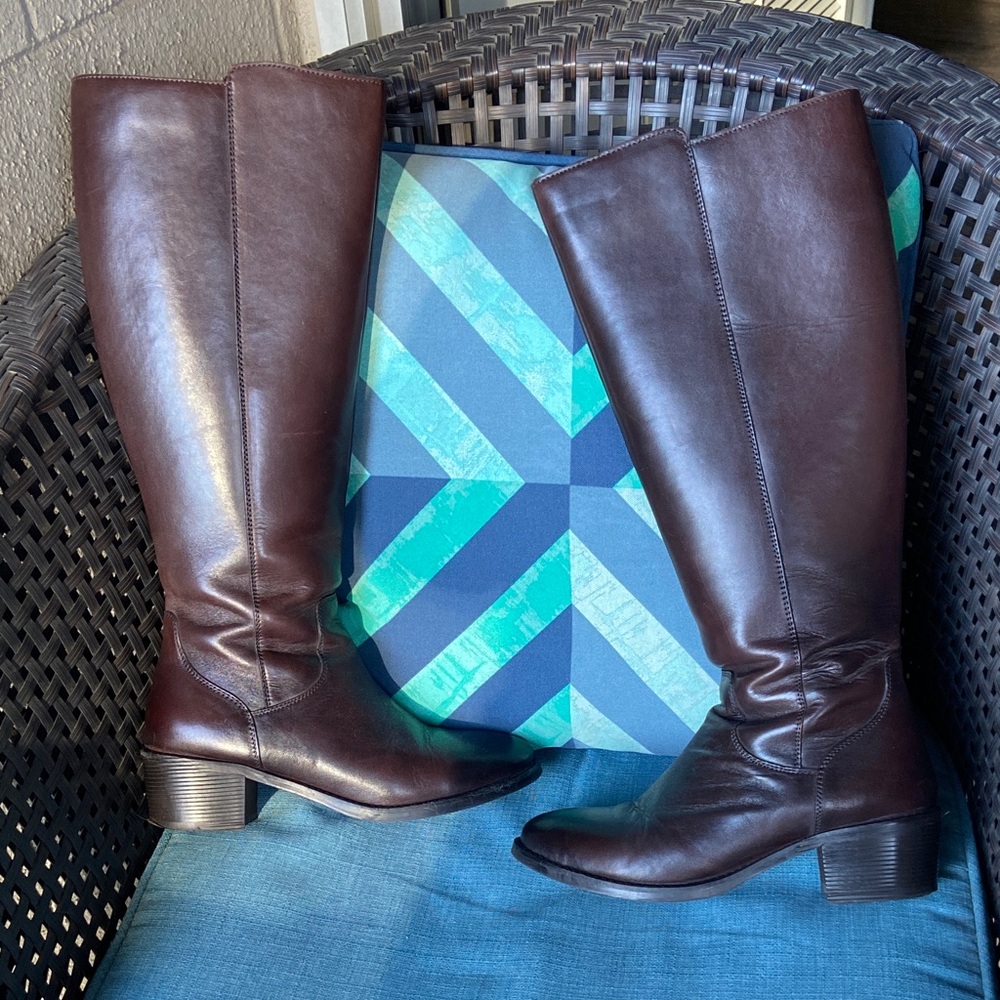 Elegant Brown Genuine Leather Knee-High Boots Size 6 - Picture 6 of 7